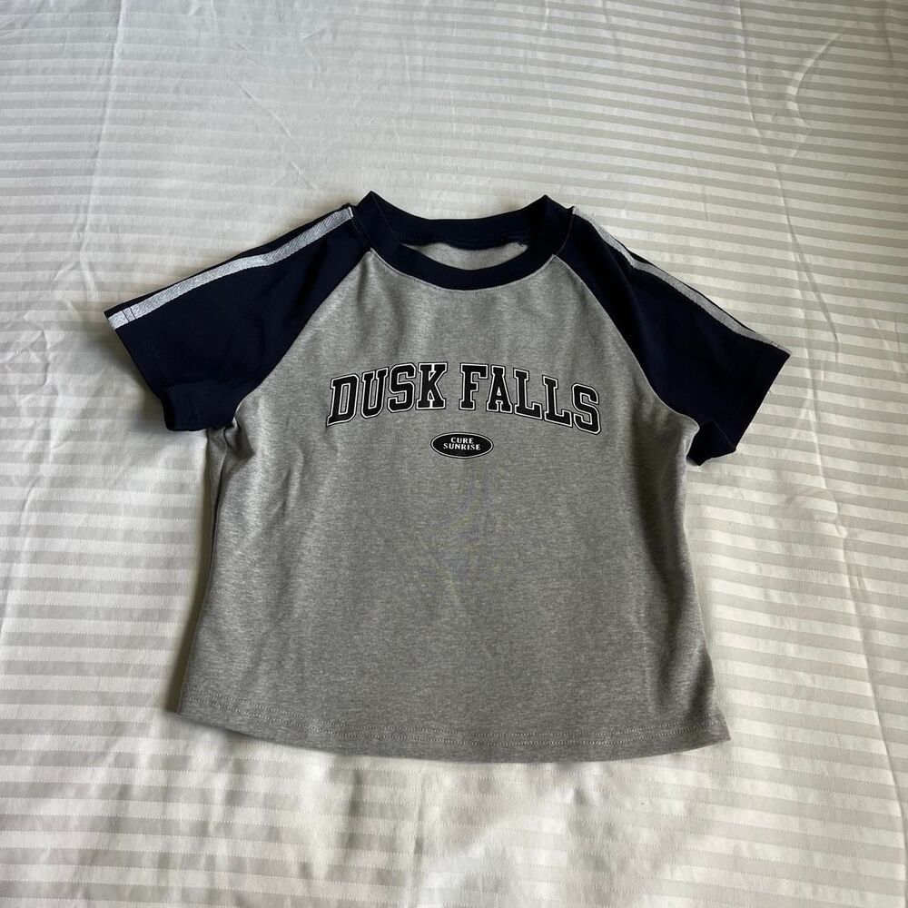 Unbranded Women's Grey and Navy T-shirt